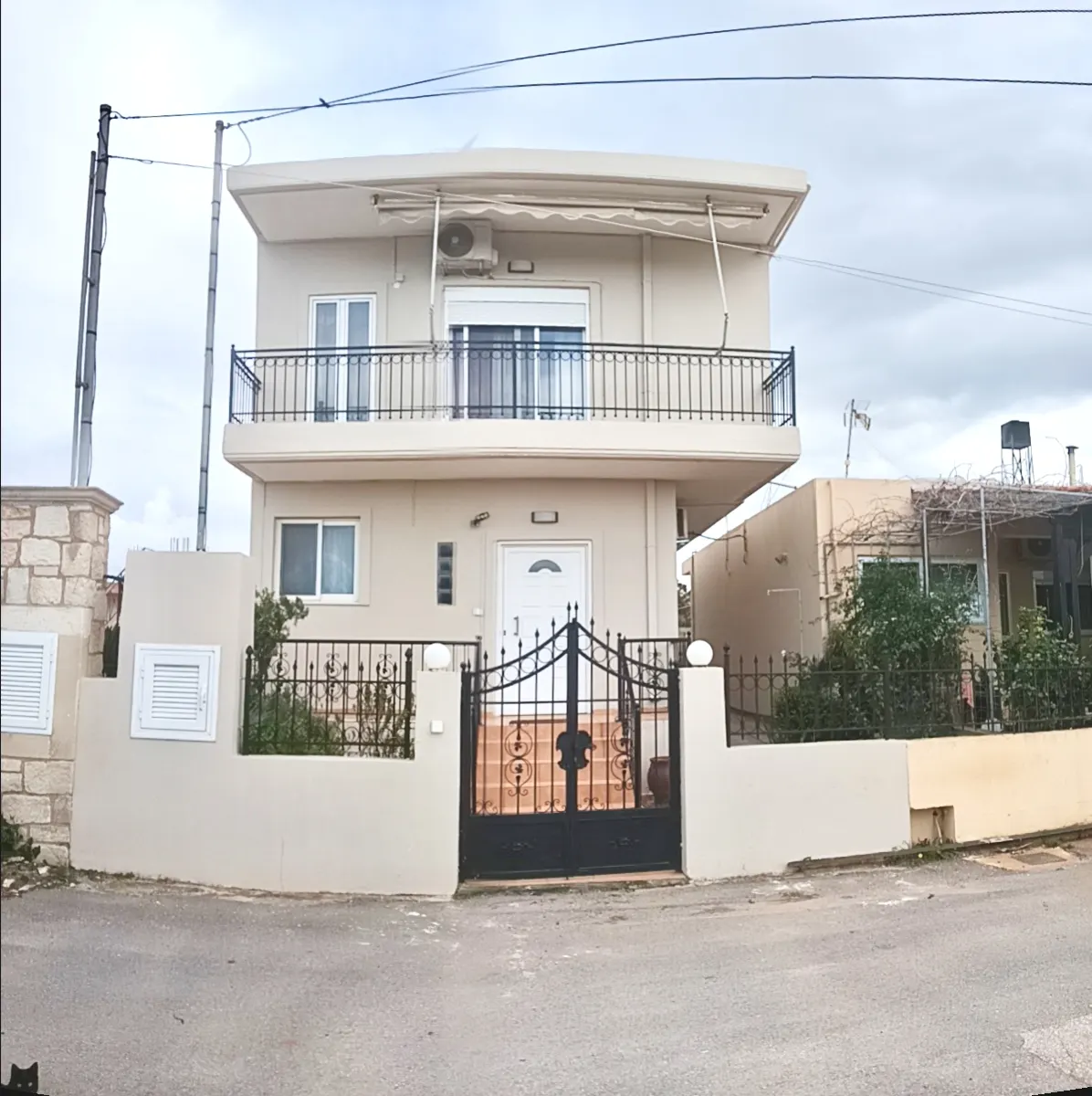Φωτογραφία — Μεζονέτα 120 τ.μ., 2 υπνοδωμάτια — Χανιά